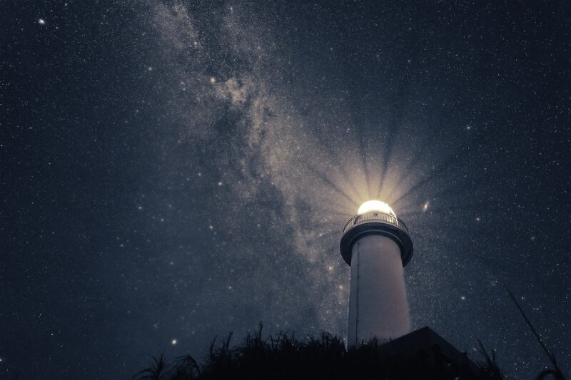 The Stories Behind the World’s Most Famous Lighthouses and Their Builders