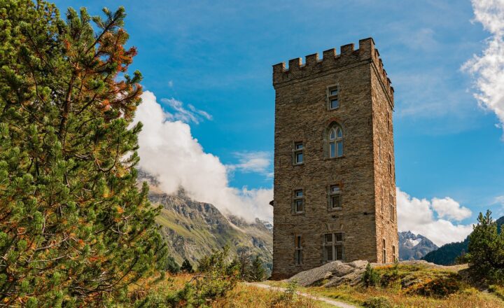 The Secrets of Hidden Passageways in Historic Buildings