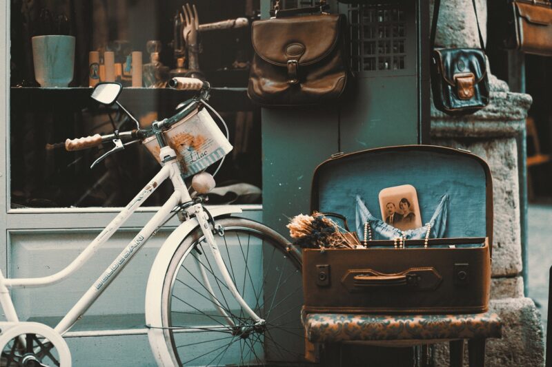 The Fascinating World of Collectibles: What Makes Something Valuable? The Fascinating World of Collectibles: What Makes Something Valuable?