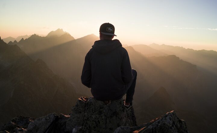The Great Outdoors: Hobbies and Leisure Activities That Bring You Closer to Nature