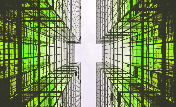 Bizarre Food Trends: From Unicorn Frappuccinos to Edible Glitter