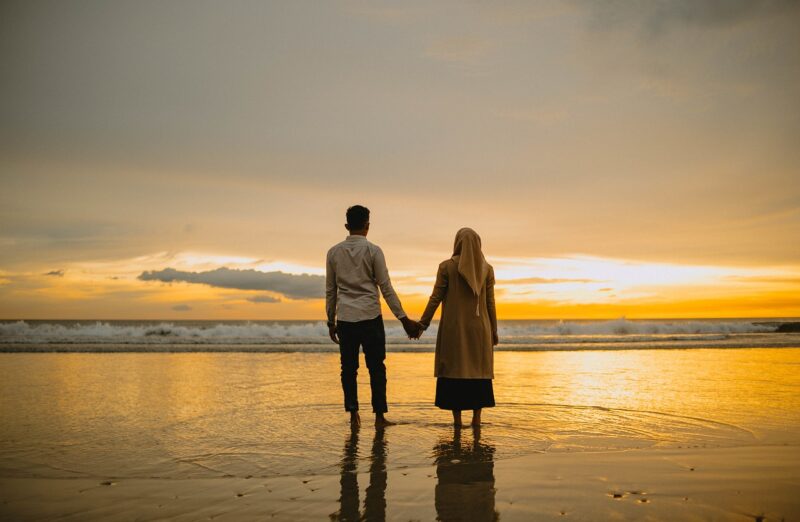 Building Love: How Relationships Evolve Through Life’s Challenges