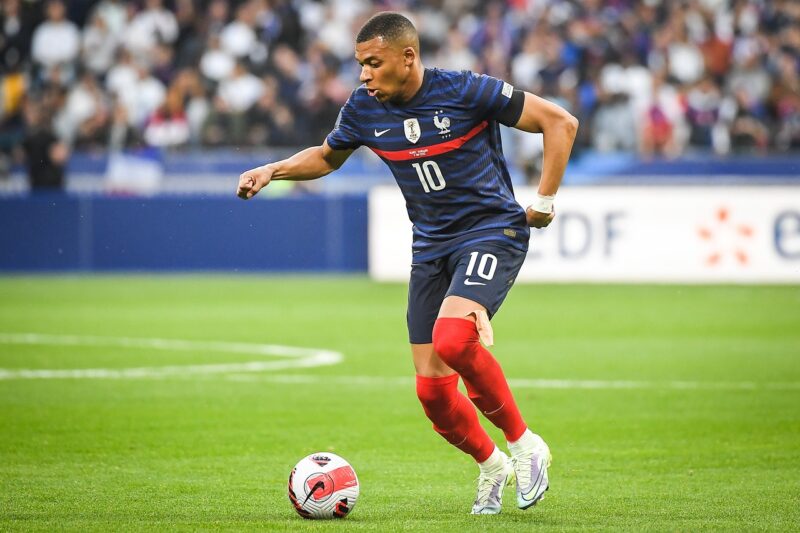 Paris Saint-Germain’s New Icons: The Stars Shaping Football’s Future Paris Saint-Germain’s New Icons: The Stars Shaping Football’s Future